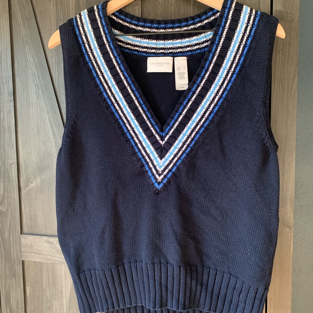 Sweater vest